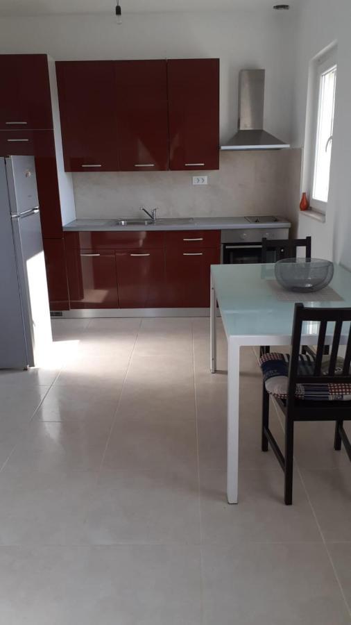 Oaza Mira Apartment Тисно Екстериор снимка